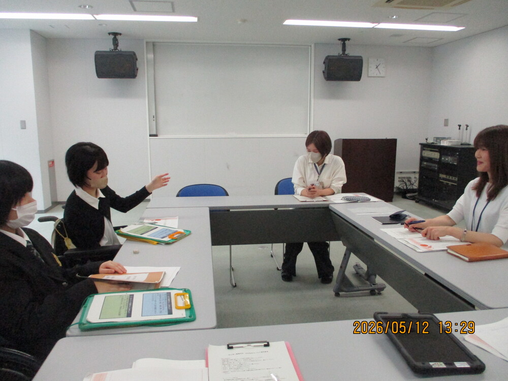 進路学習(市役所訪問)